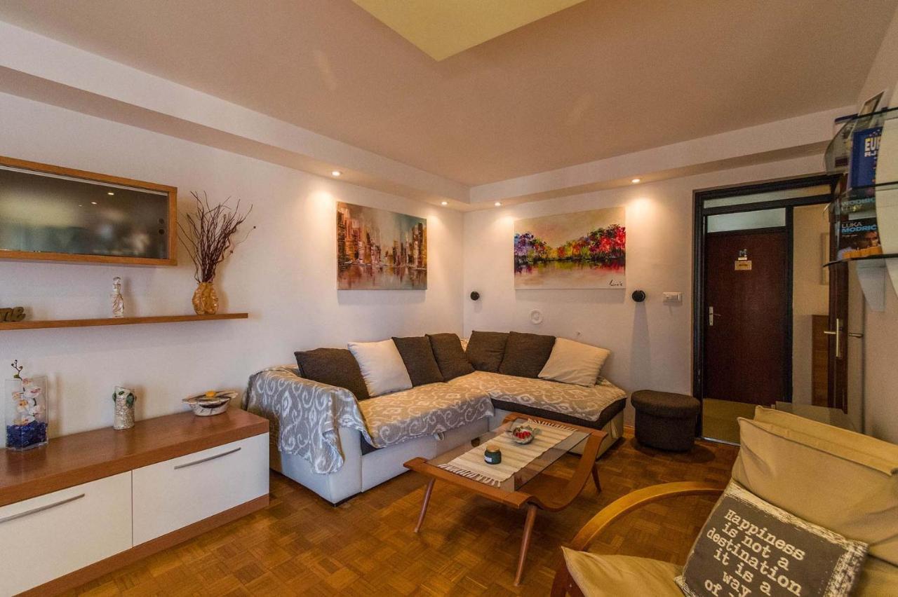Apartment Many Pula Exterior photo